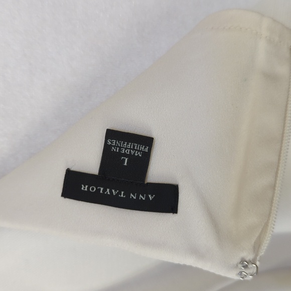 Ann Taylor Cream 3/4 Sleeve Relaxed Fit Tailored Career Blouse Size Large - Picture 6 of 7